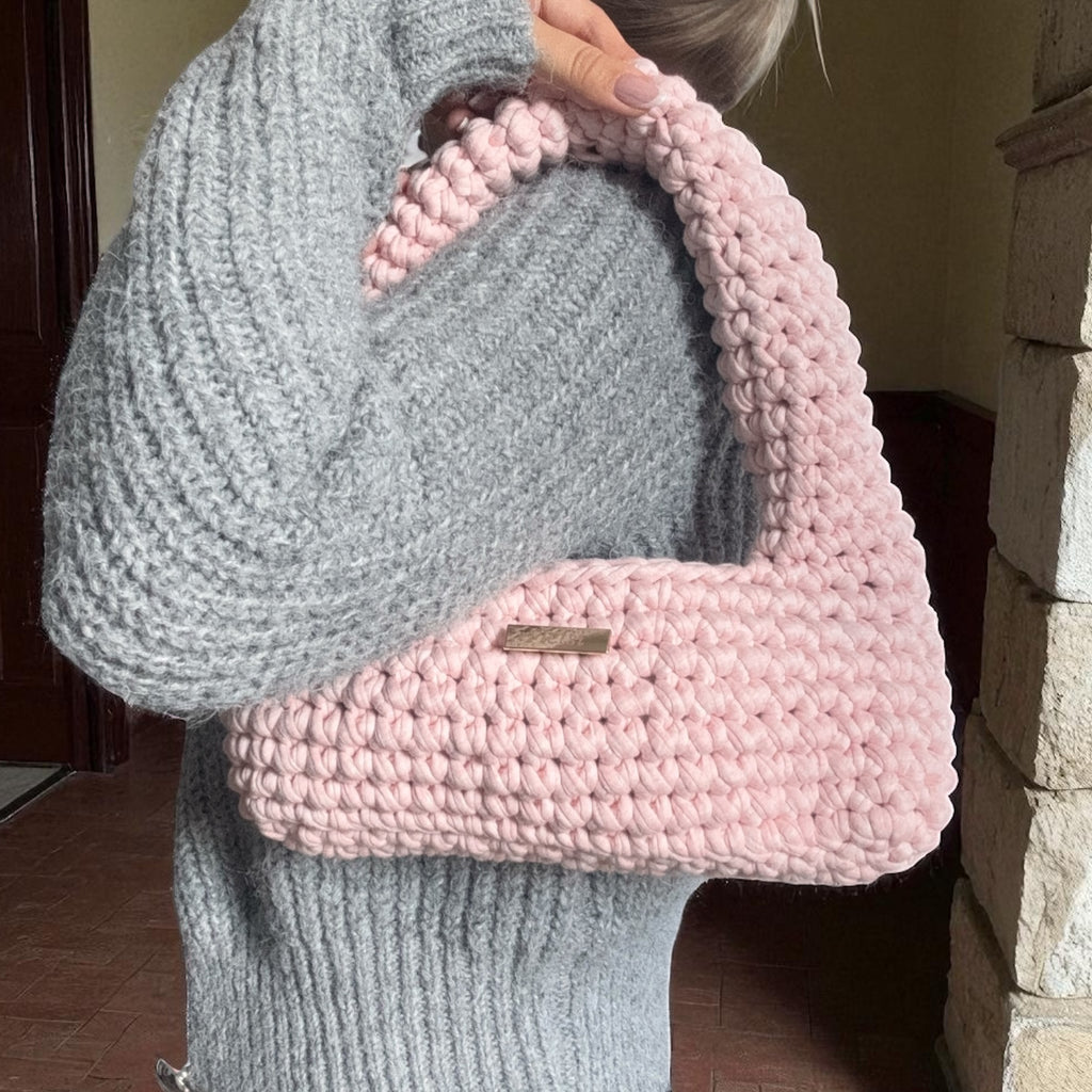 Triangle baby pink